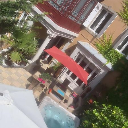 Guesthouse La Villae Mazamet ภายนอก รูปภาพ
