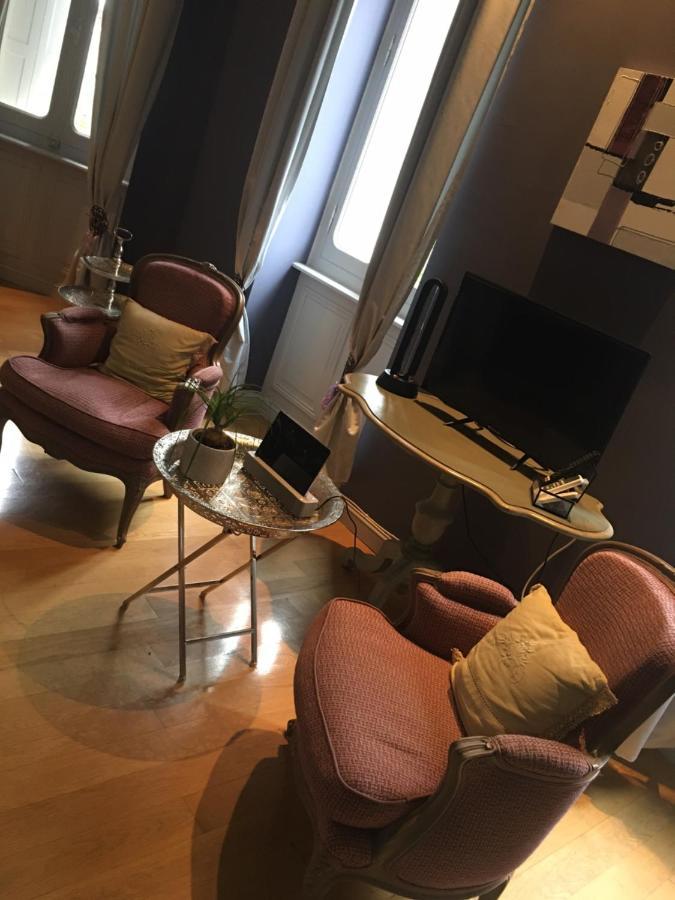 Guesthouse La Villae Mazamet ภายนอก รูปภาพ