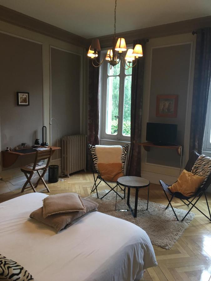 Guesthouse La Villae Mazamet ภายนอก รูปภาพ