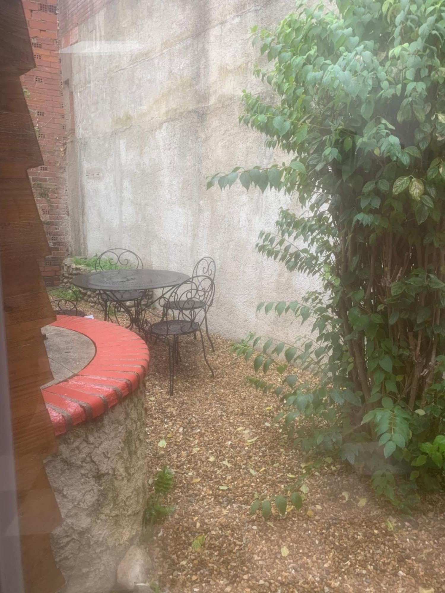Guesthouse La Villae Mazamet ภายนอก รูปภาพ
