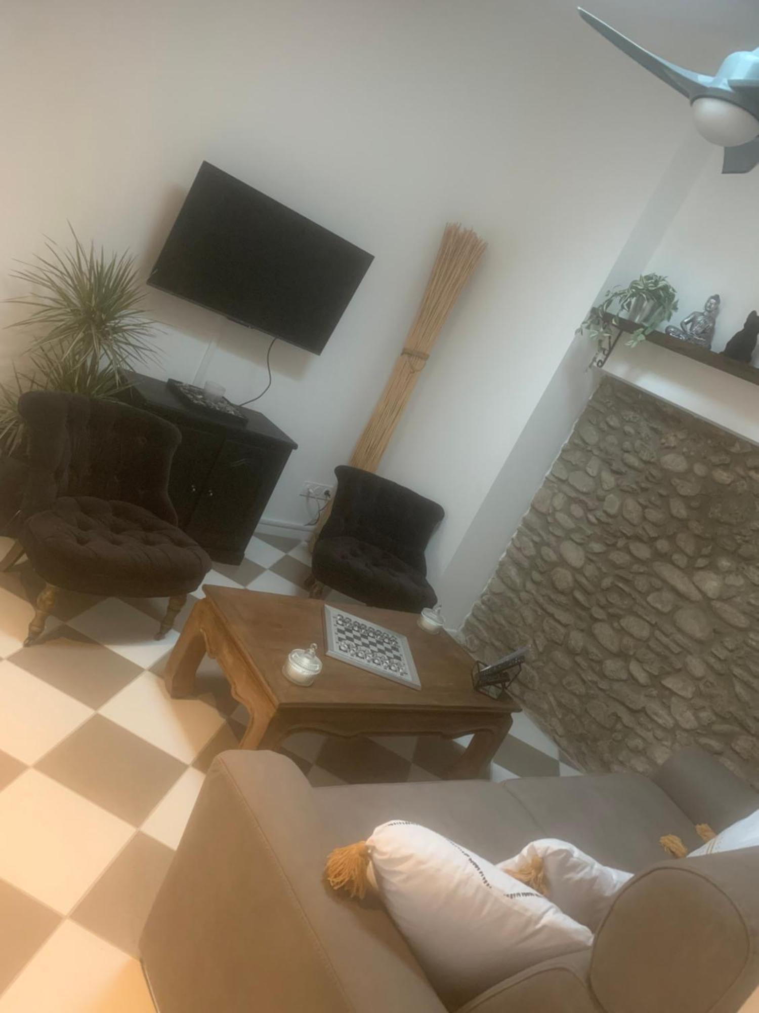 Guesthouse La Villae Mazamet ภายนอก รูปภาพ