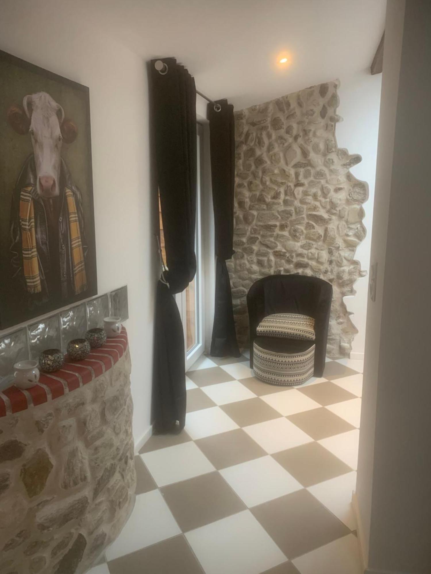Guesthouse La Villae Mazamet ภายนอก รูปภาพ