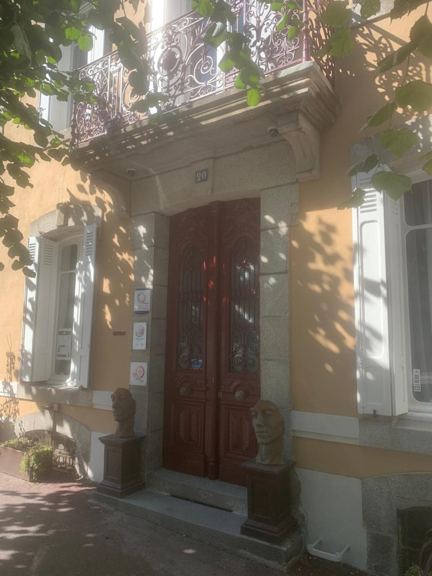 Guesthouse La Villae Mazamet ภายนอก รูปภาพ